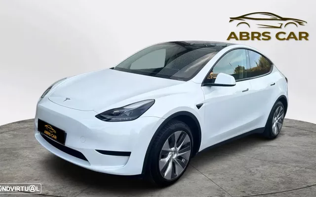 Tesla Model Y RWD