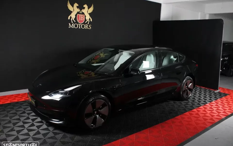 Tesla Model 3 Standard Range Plus RWD