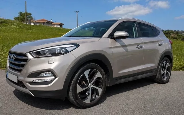 HYUNDAI Tucson Tucson 1.7CRDI BD Kosmo 4x2 DCT