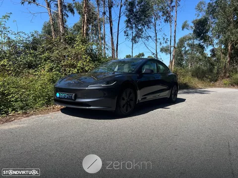 Tesla Model 3 Standard RWD