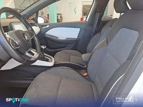 RENAULT Clio Clio TCe Techno 67kW