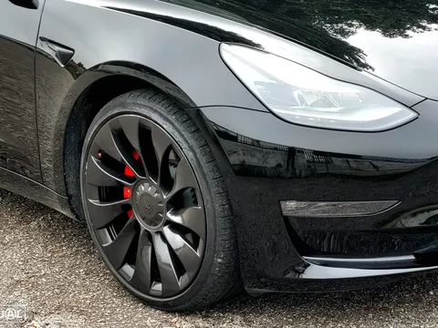 Tesla Model 3 Performance Dual Motor AWD