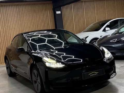 Tesla Model 3 Standard Range Plus RWD