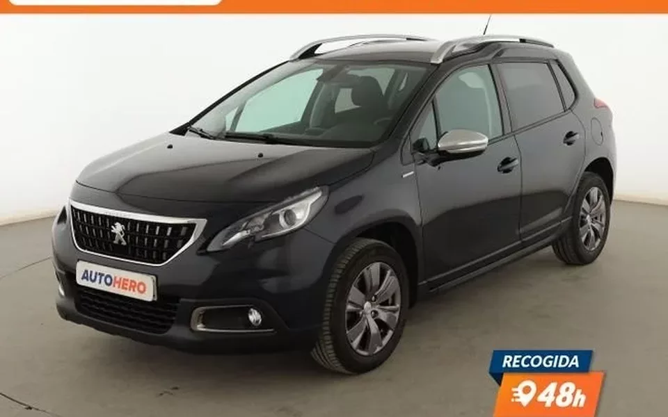 PEUGEOT 2008 1.2 PureTech Style