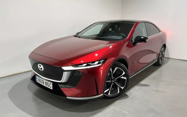 MAZDA Mazda6 EV 258 CV RWD Takumi