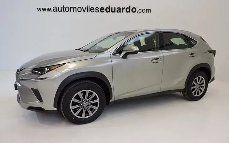 LEXUS NX 300h Business Line 5d