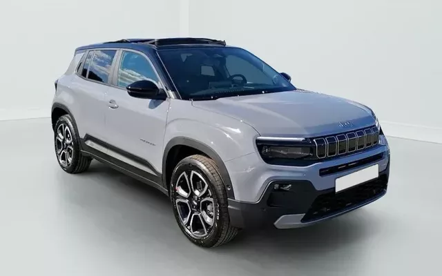 Jeep Avenger 1.2 T3 E-HYBRID 110 BVR SUMMIT Zéro km immatriculé