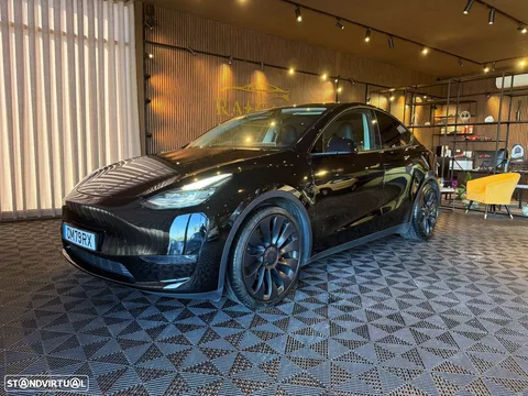 Tesla Model Y Performance Dual Motor AWD