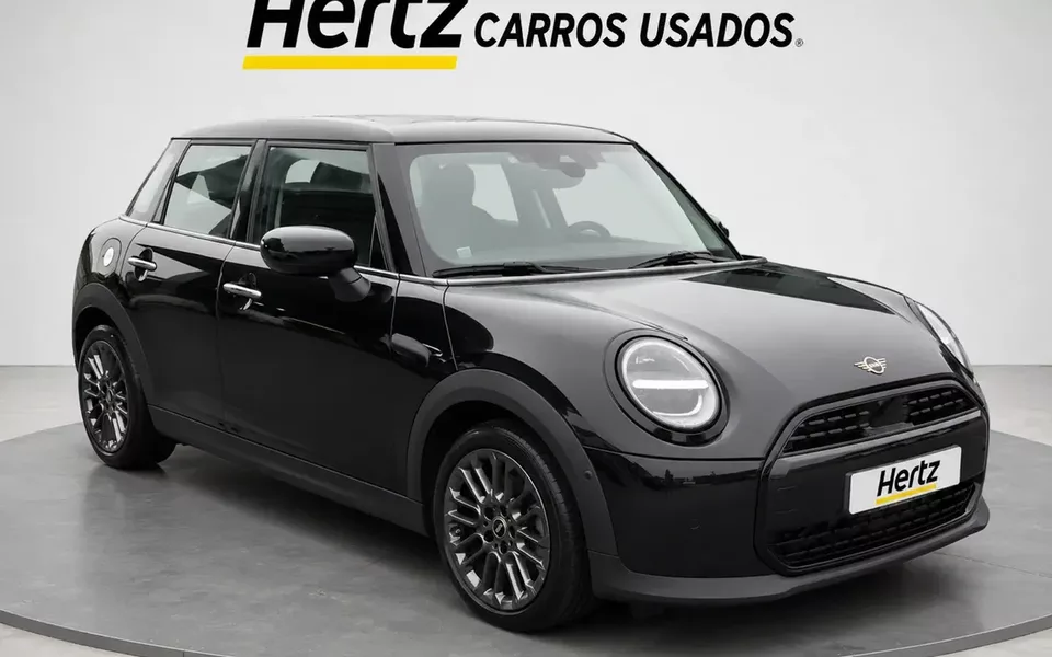 MINI 5 Portas Cooper Premium Essential Auto