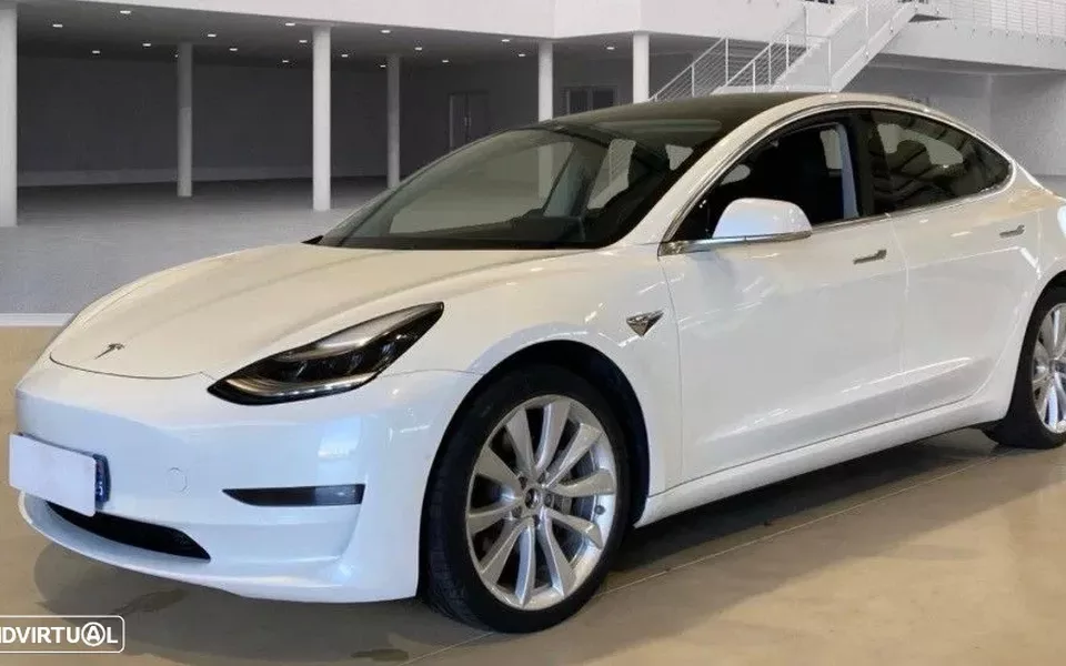 Tesla Model 3 Long Range AWD Dual Motor