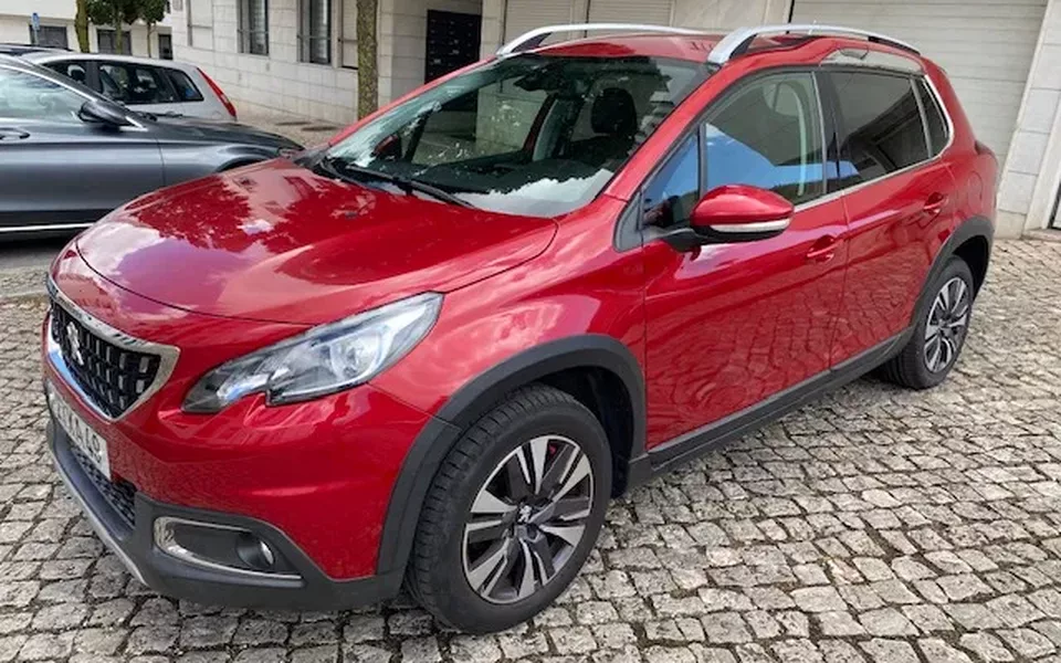 Peugeot 2008 1.2 PureTech Allure