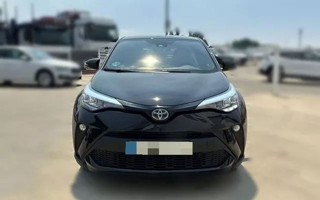 TOYOTA C-HR + 1.8 125H Advance