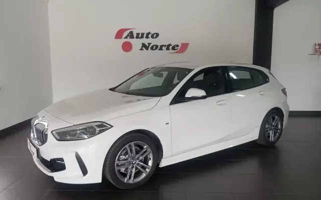 BMW 118 2021 i Pack Desportivo M Auto
