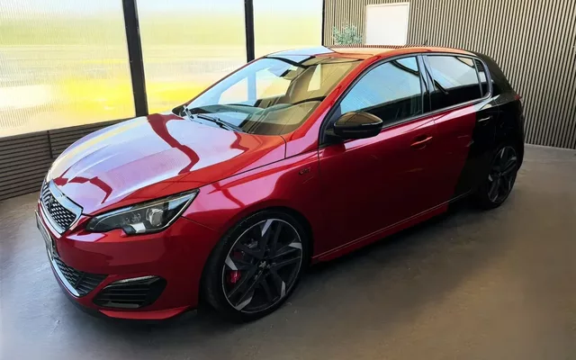 Peugeot 308 GTi by Sport