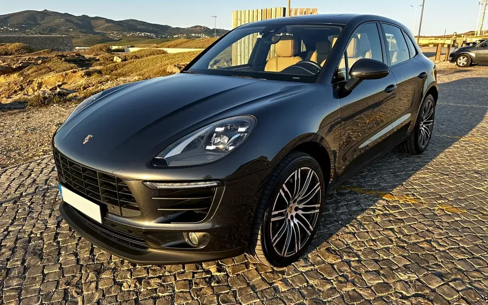 Porsche Macan S