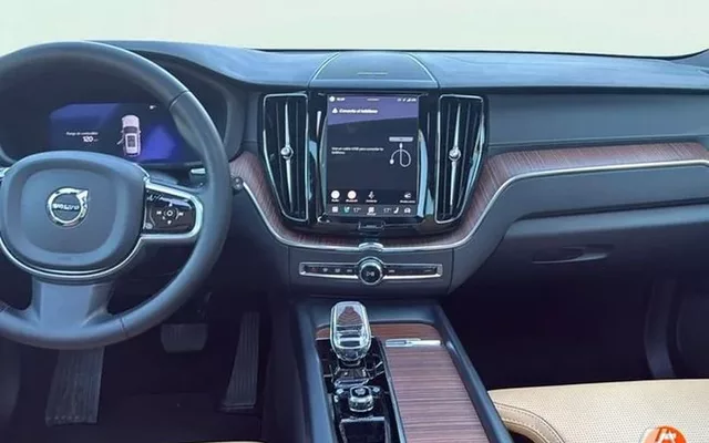 VOLVO XC60 2.0 B4 D Core Auto