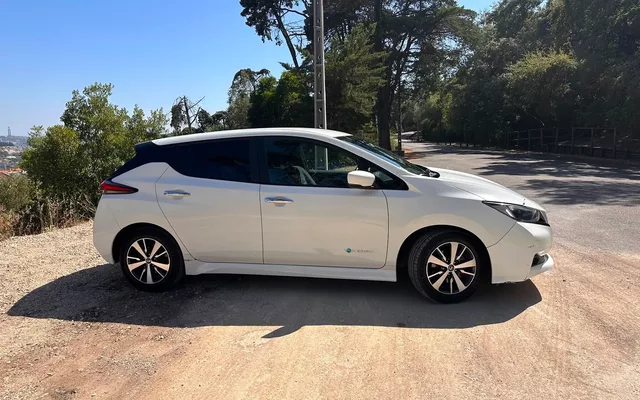 Nissan Leaf 40 kWh Acenta
