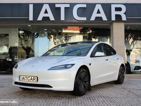 Tesla Model 3 Standard RWD