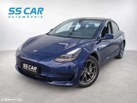 Tesla Model 3 Tração Traseira