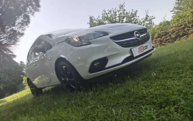 Opel Corsa 1.4 Color Edition Easytronic