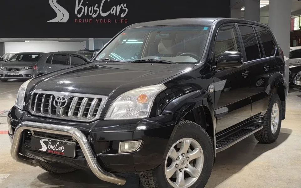 TOYOTA Land Cruiser Land Cruiser D-4D VX