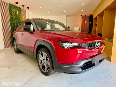 Mazda MX-30 e-Skyactiv Advantage+Modern Confidence