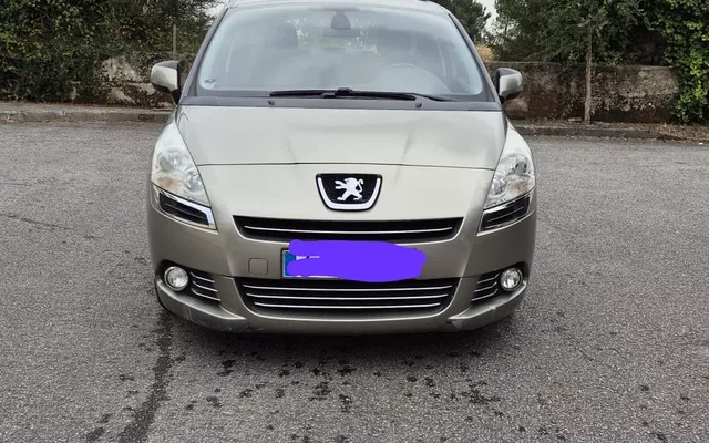 Peugeot 5008 1.6 HDi Business Line