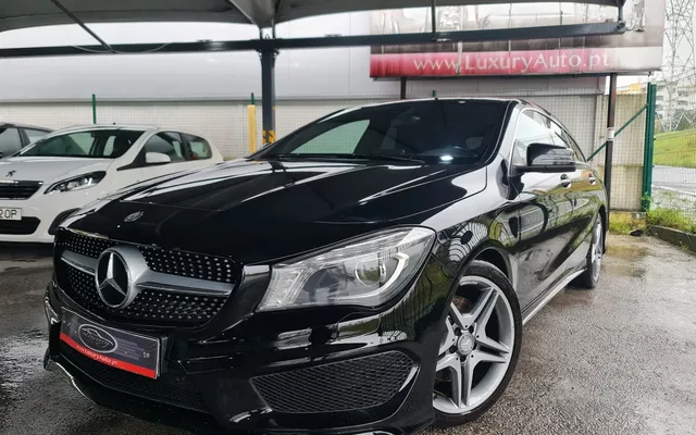 Mercedes-Benz CLA 220 d 7G-DCT AMG Line