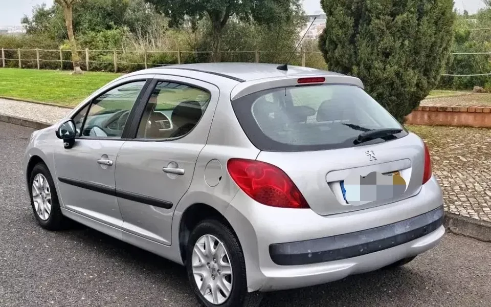Peugeot 207 1.6 HDi Sport