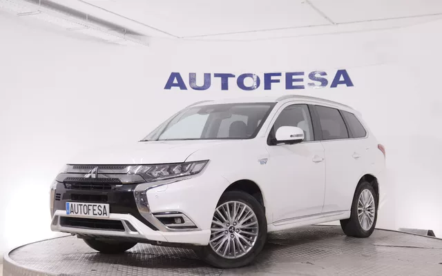 Mitsubishi Outlander PHEV KAITEKI AUTO 224CV AWD 5P # PARKTORNIC,CAMARA 360,FAROS LED,