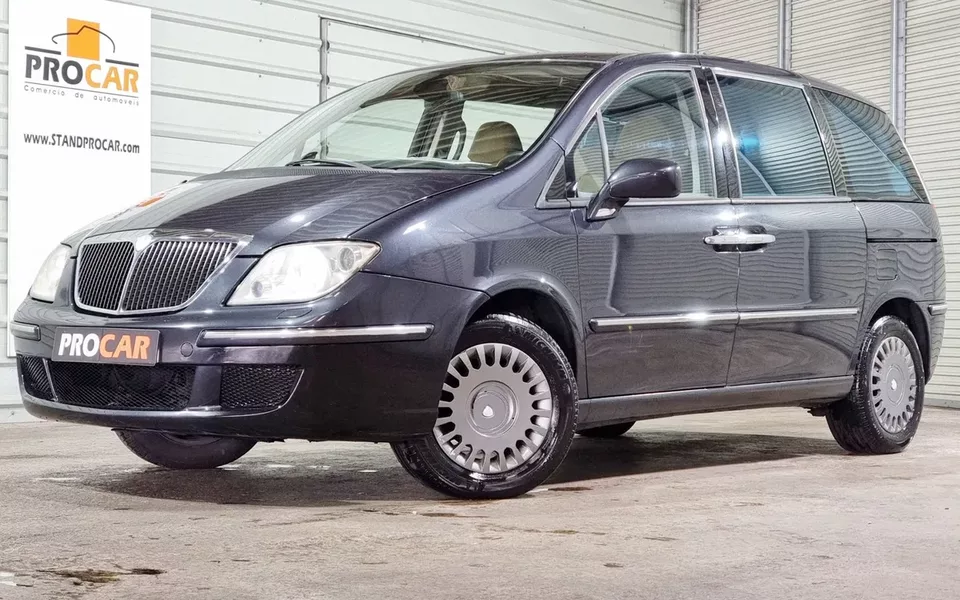 Lancia Phedra 2.2 JTD