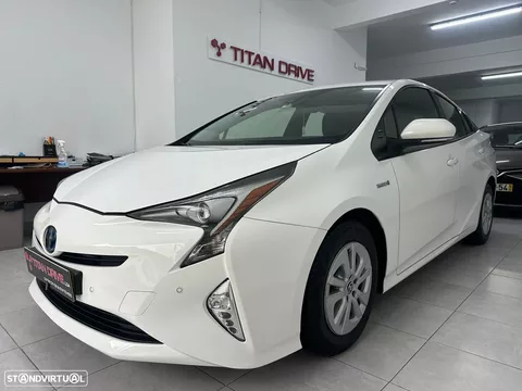 Toyota Prius 1.8 Luxury Pele
