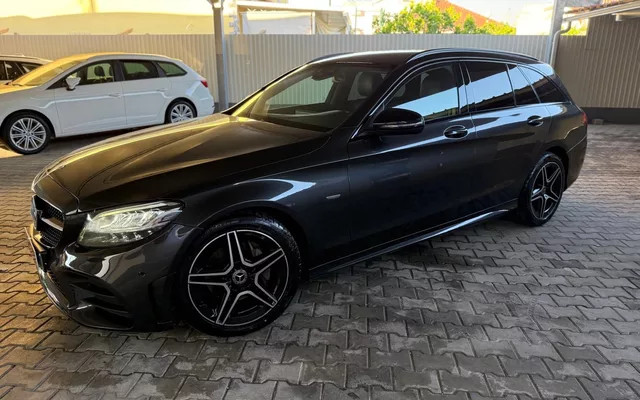 Mercedes-Benz C 200 d Station 9G-TRONIC AMG Line