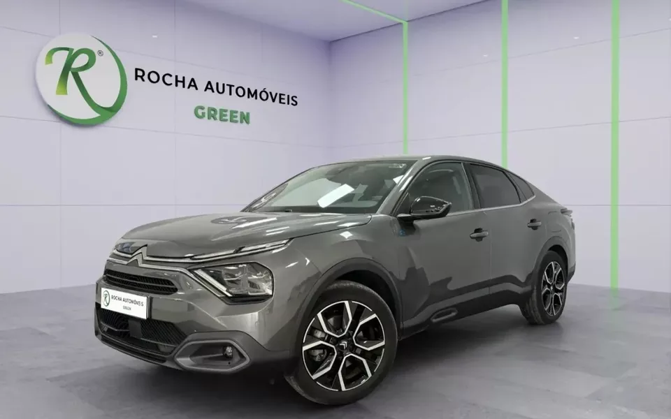 Citroën e-C4 X