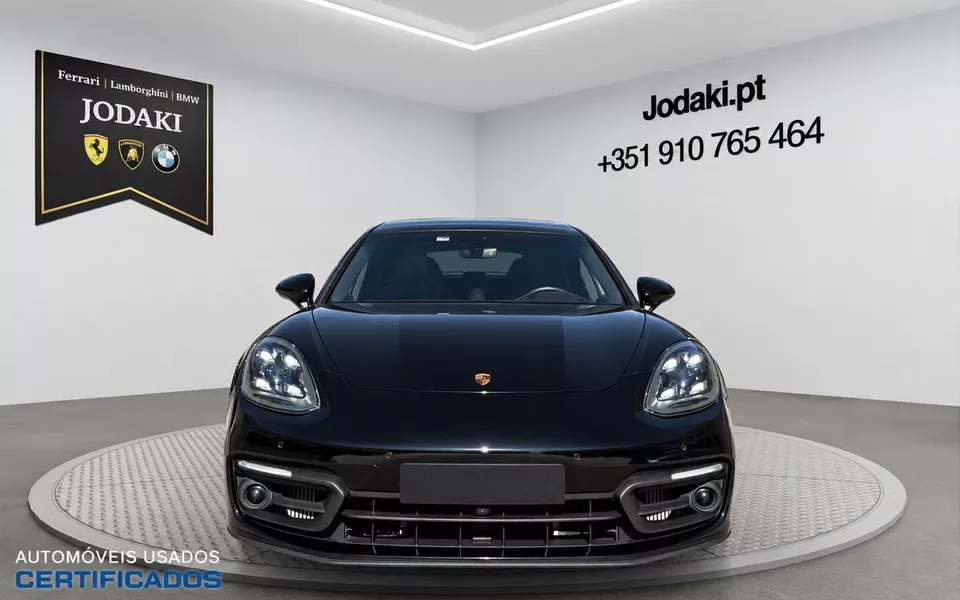 Porsche Panamera 4 E-Hybrid Platinum Edition com PDLS