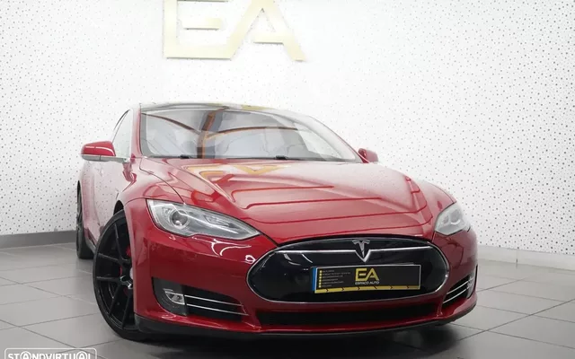 Tesla Model S 85