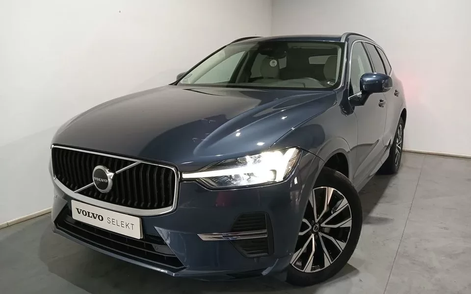 VOLVO XC60 XC60 B4 Core FWD Aut. - 42899€ en Almendralejo