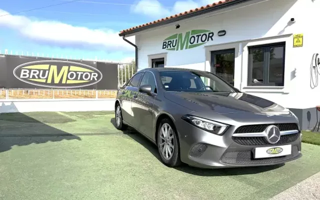 Mercedes-Benz A 200 Limousine 2020 7G-DCT Style