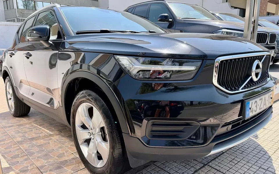 Volvo XC 40 2.0 D3 Momentum Plus