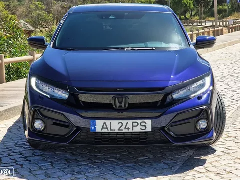 Honda Civic 1.0 i-VTEC Elegance Navi