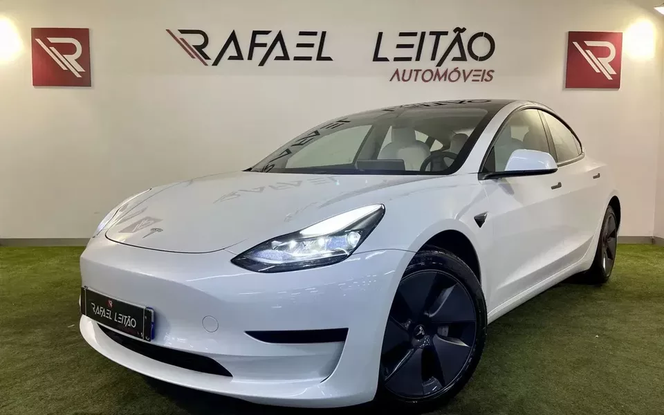 Tesla Model 3 Tração Traseira Premium