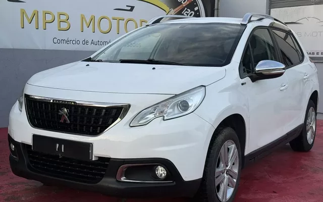Peugeot 2008 1.2 PureTech Style