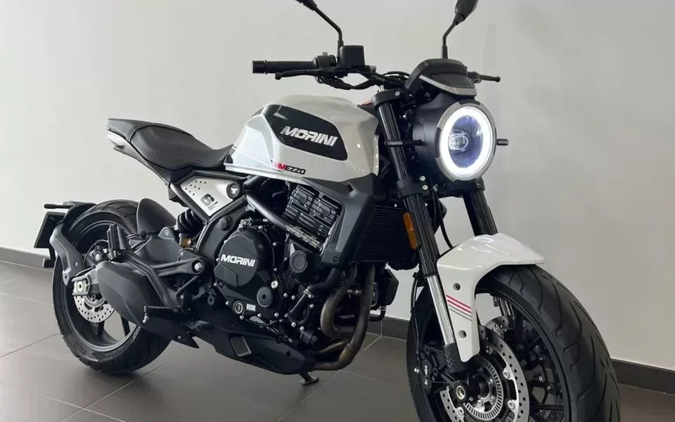 Moto Morini Seiemezzo STR