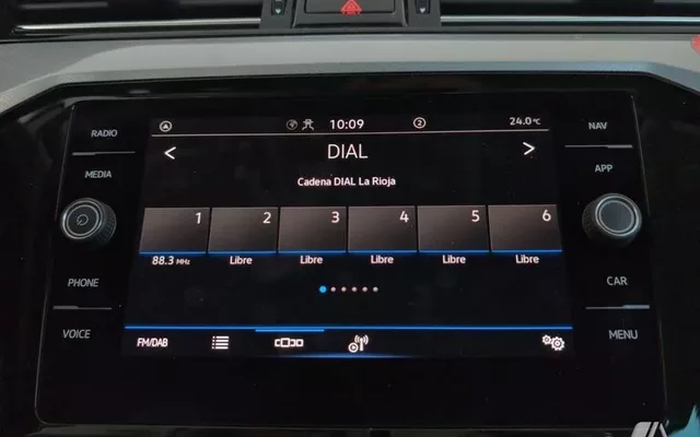 VOLKSWAGEN Passat Passat Variant 1.5 TSI ACT Executive DSG7 110kW - 22490€ en Fontellas