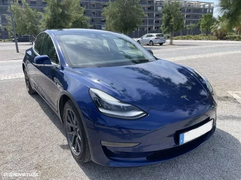 Tesla Model 3 Long Range AWD Dual Motor