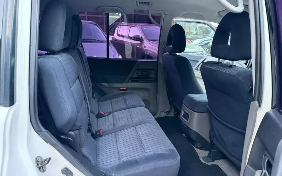 MITSUBISHI Montero Montero 3.2 DI-D GLS