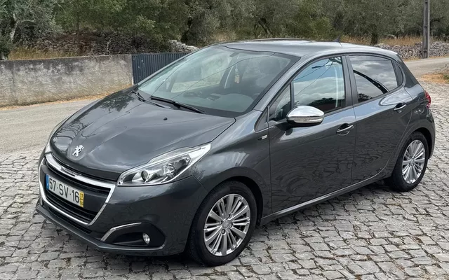 Peugeot 208 1.2 PureTech Style