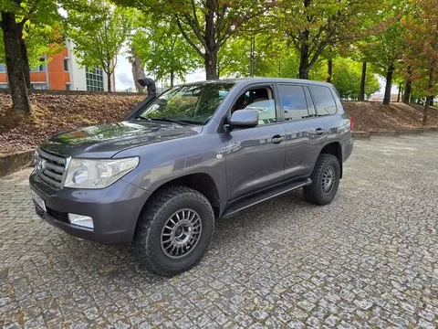 Toyota Land Cruiser 4.5 D-4D V8