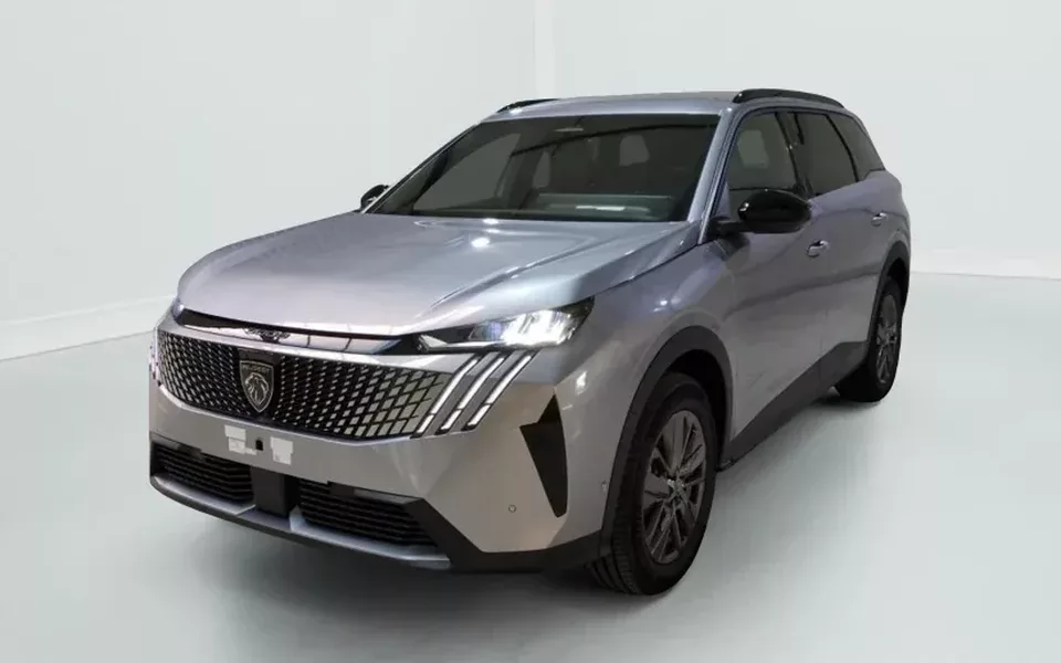 Peugeot 5008 HYBRID 145 CH E-DCS6 ALLURE Zéro km immatriculé