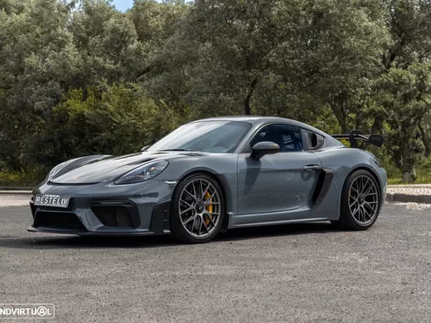 Porsche 718 Cayman GT4 RS